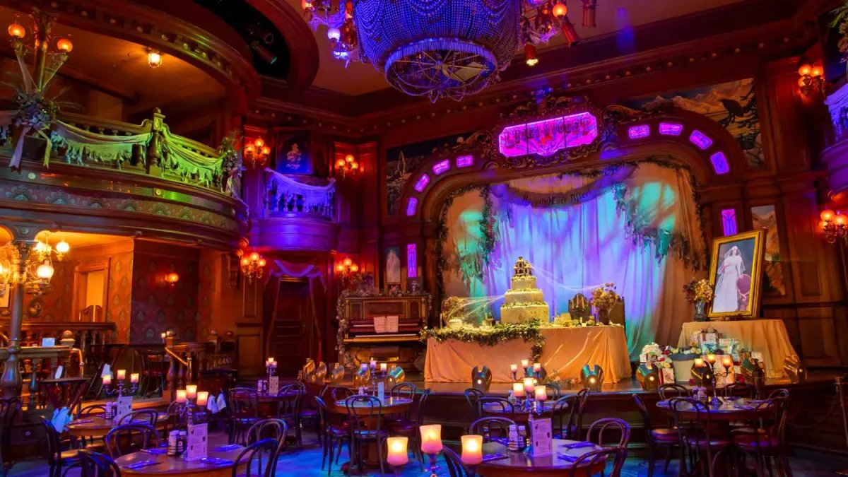 The Lucky Nugget Saloon